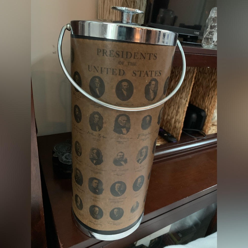 Vintage Presidential Tall Ice Bucket with Handle: Mid Century - Picture 2 of 11